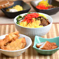 鹿児島名物の鶏飯・さつま揚げ・がね天