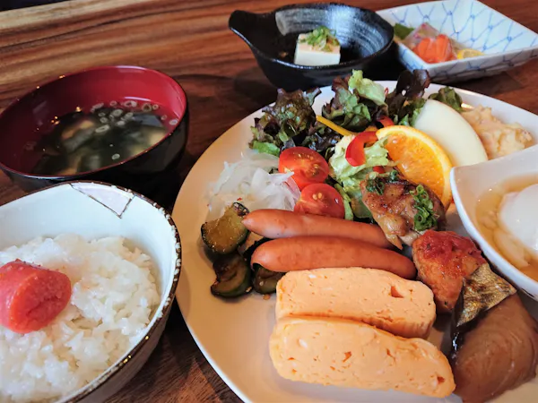 バイキング朝食付き