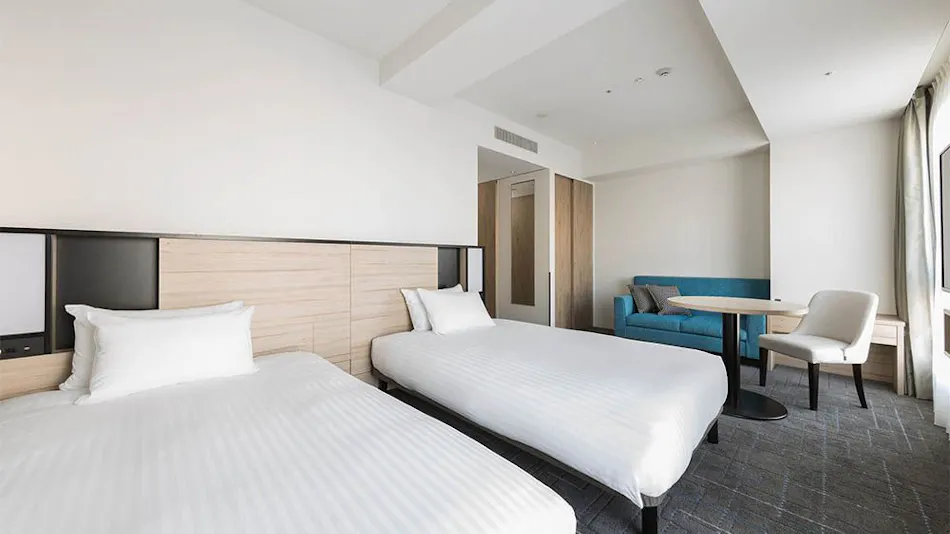 JR-East Hotel Mets Premier Gotanda