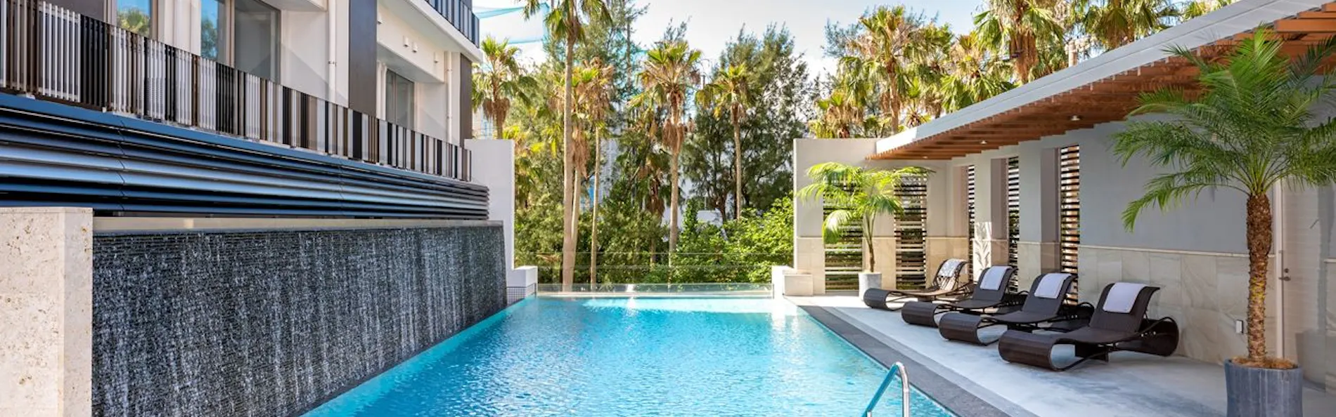HOTEL SANSUI NAHA 波の上温泉