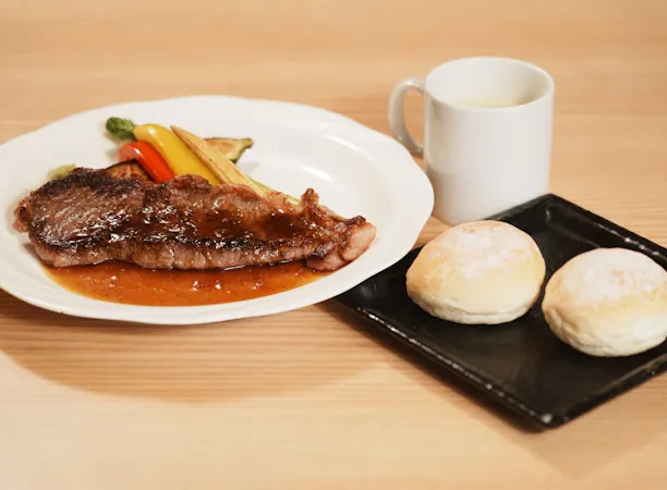 えらべるメイン「ビーフステーキ」