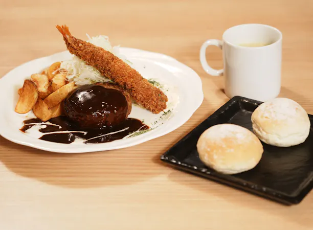 「選べるソースのハンバーグ&エビフライ」
