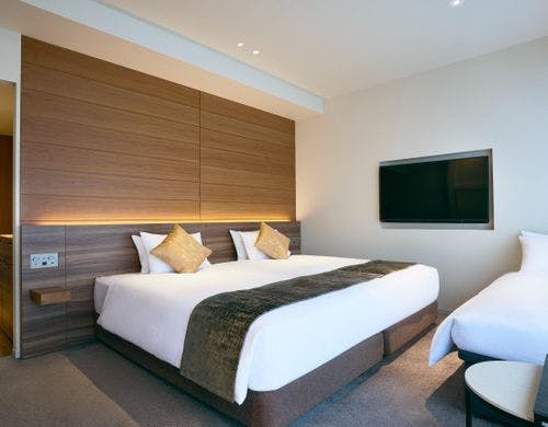 デラックスダブル with Sofa Bed