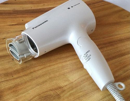 ヘアケアができるドライヤーをご用意