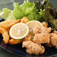 ไก่เท็นและไก่ทอดทัตสึตะ อาหารขึ้นชื่อของโออิตะ