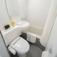 각 객실 유형에는 사진에 있는 유닛 욕실이 있습니다.