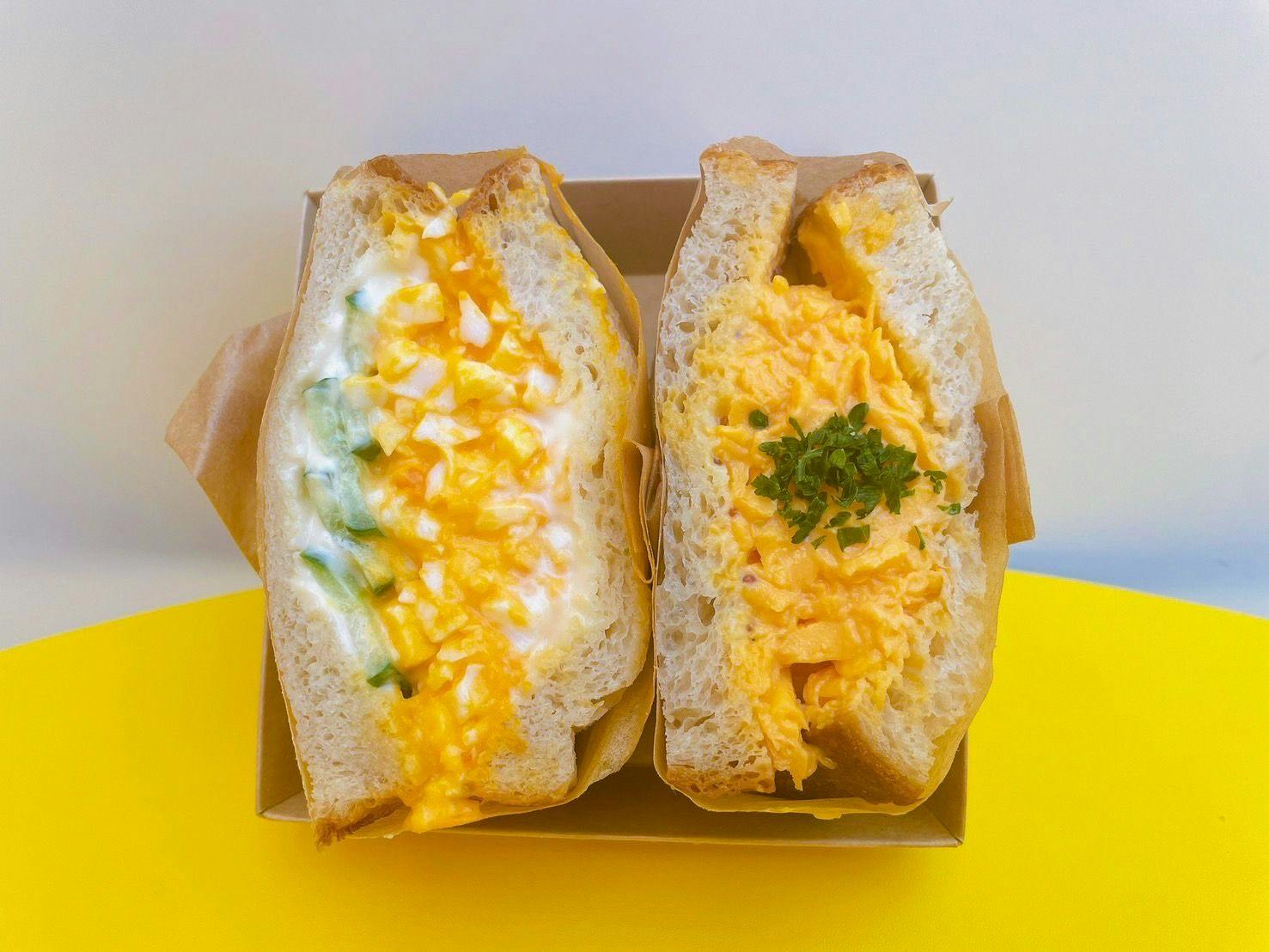 朝食（タマゴサンド）