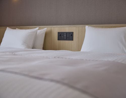 枕元コンセントスイッチ