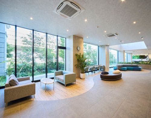 【ロビーラウンジ】