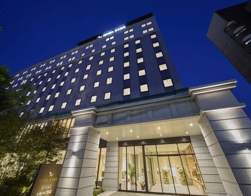 ホテル外観【夜】