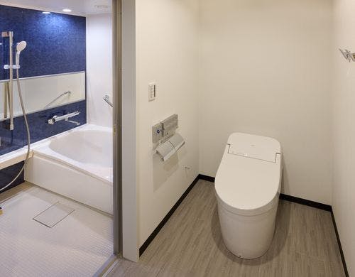 セパレートバス