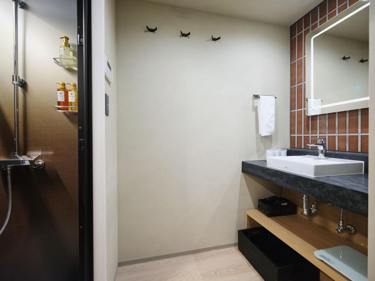 Premium Apart MONday 浜松町ステーション