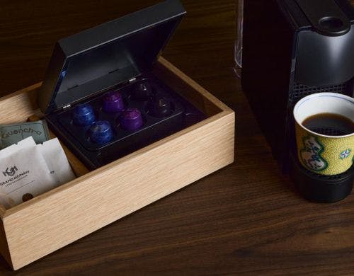 客室設備：ネスプレッソ コーヒーメーカー