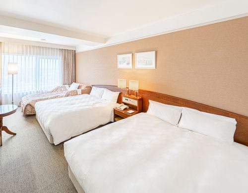 デラックスツイン+ソファーベッド