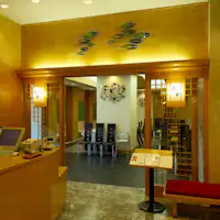 ร้านอาหาร 'อิซูมิ โนะ ซาจิ' ที่โรงแรมของเรา