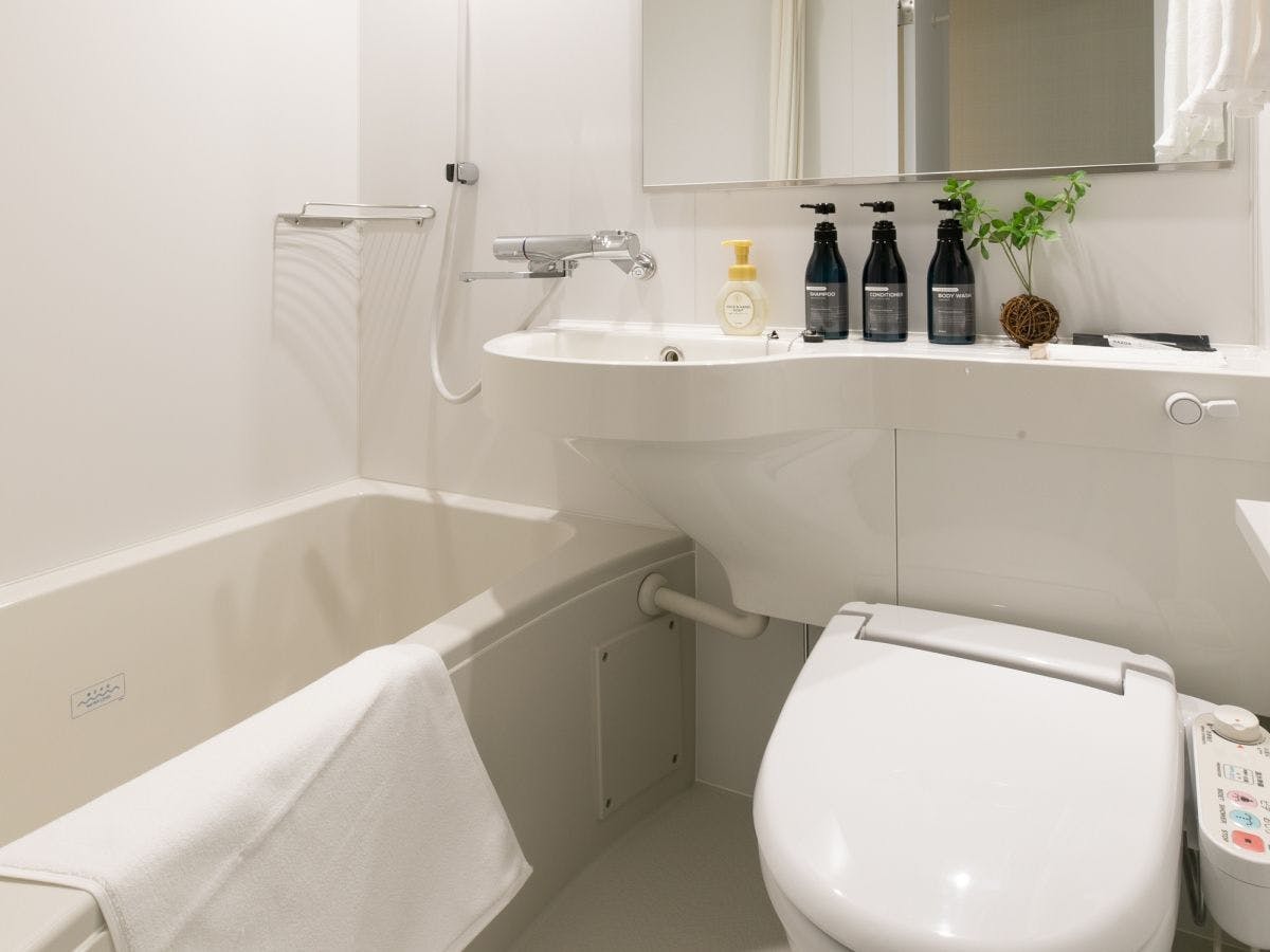 Kamar mandi dalam kamar