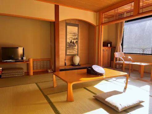 *【ตัวอย่างห้องพัก (อาคารใหม่ ห้องสไตล์ญี่ปุ่น 10 เสื่อ พร้อมห้องน้ำ)】