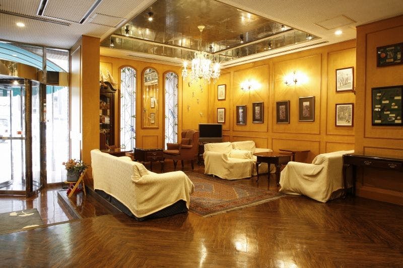 Lobi depan resepsionis