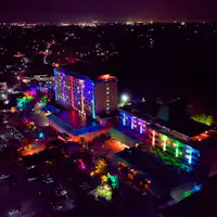 การแสดงแสงไฟ "HIKARI Street"