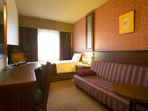 ソファー付シングル