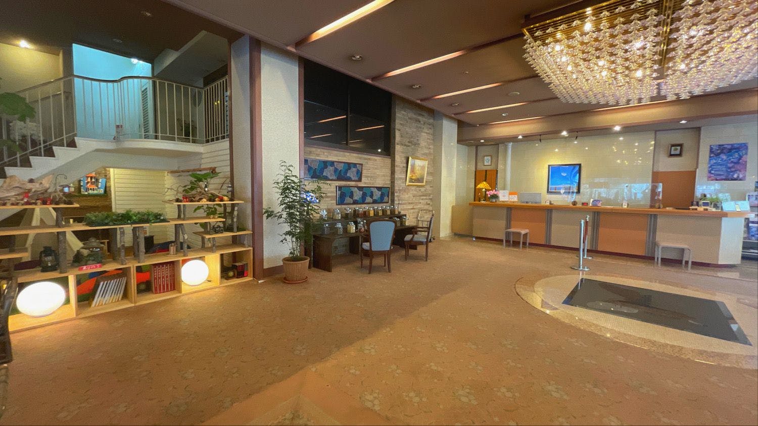 ชั้น 3 แผนกต้อนรับ ล็อบบี้