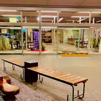 หน้าประตูทางเข้า