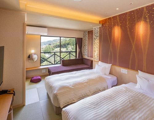 [Bon(良い)＋ Voyage(旅)シャワーブース