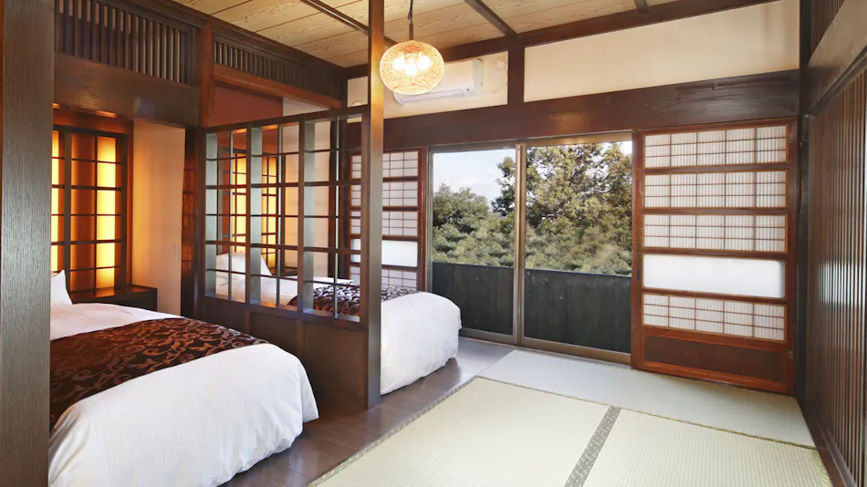 Hakone Mori Okada