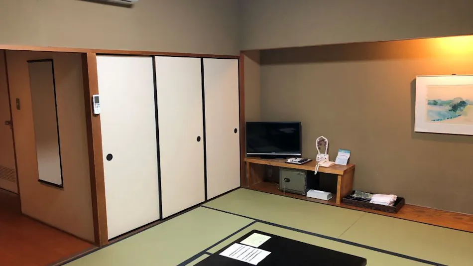 Kikuchi Tourist Hotel