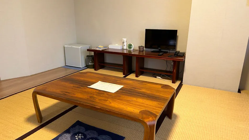 Hotel Crown Hills Miyoshi (formerly Miyoshi Royal Hotel)