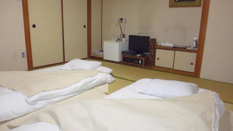 Hotel Crown Hills Miyoshi (formerly Miyoshi Royal Hotel)