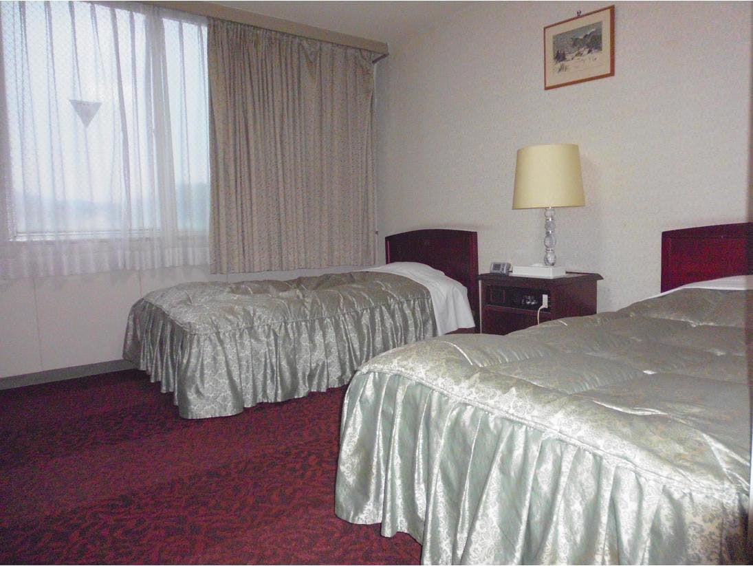 Hotel Crown Hills Miyoshi (formerly Miyoshi Royal Hotel)