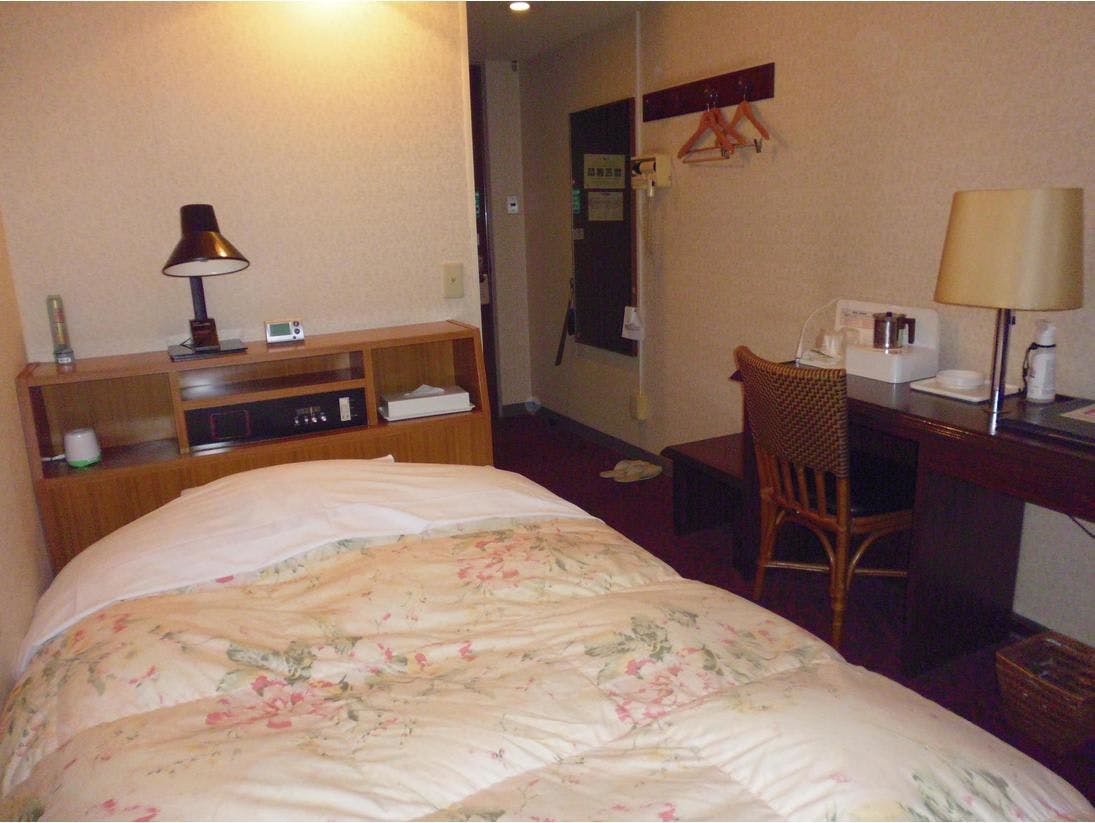 Hotel Crown Hills Miyoshi (formerly Miyoshi Royal Hotel)