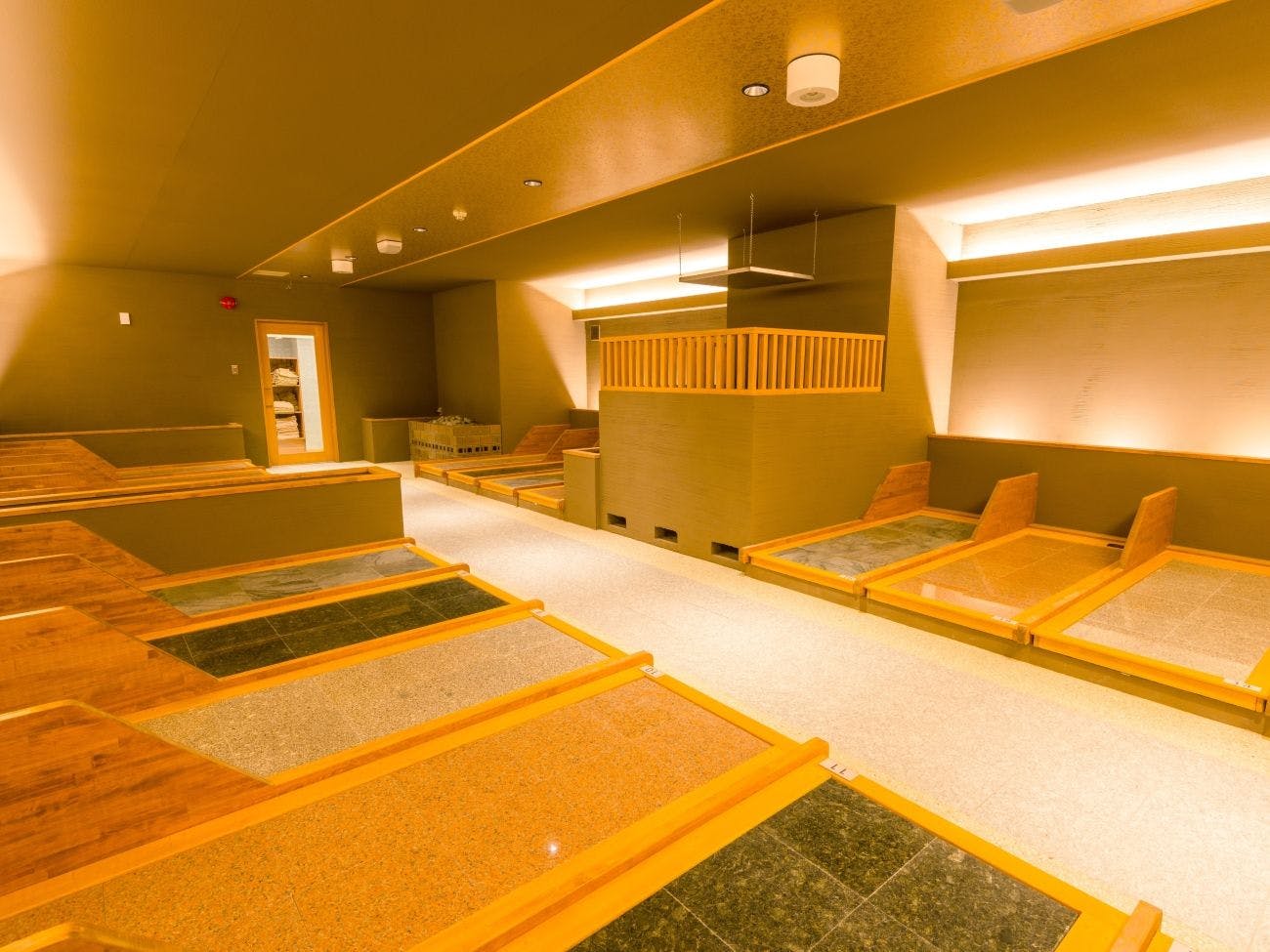 Ooedo Onsen Monogatari Premium Shirahama Gyoen