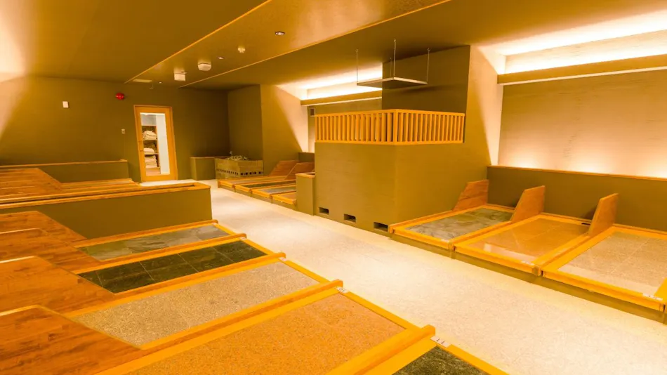 Ooedo Onsen Monogatari Premium Shirahama Gyoen