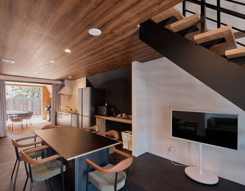 【ヴィラ】定員6名の三角屋根ヴィラ