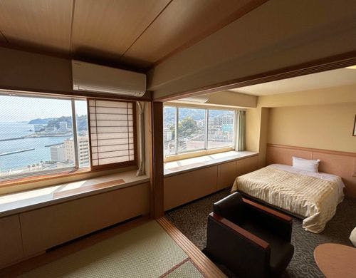 【最上階・海側】和洋室（ツイン+6畳）