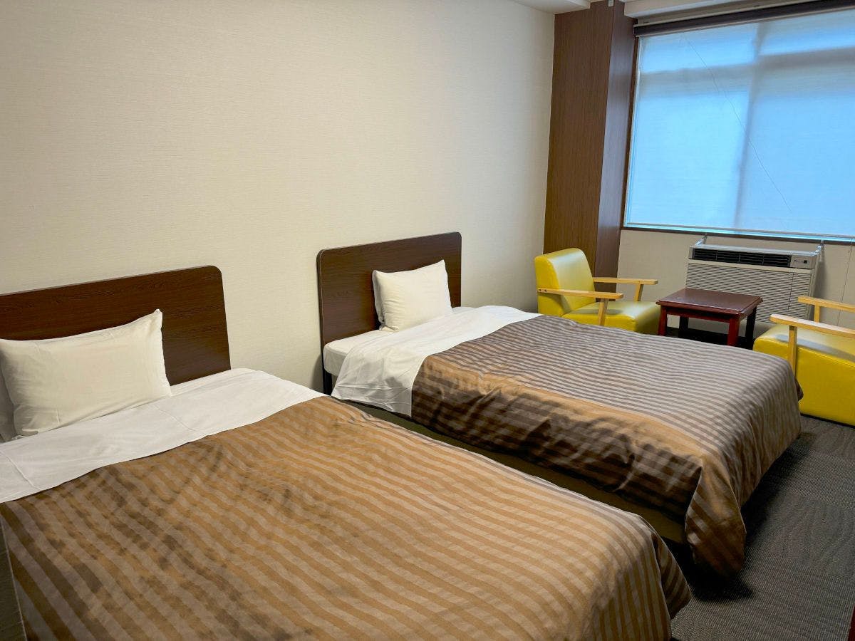 ห้องคู่ตึกตะวันตก