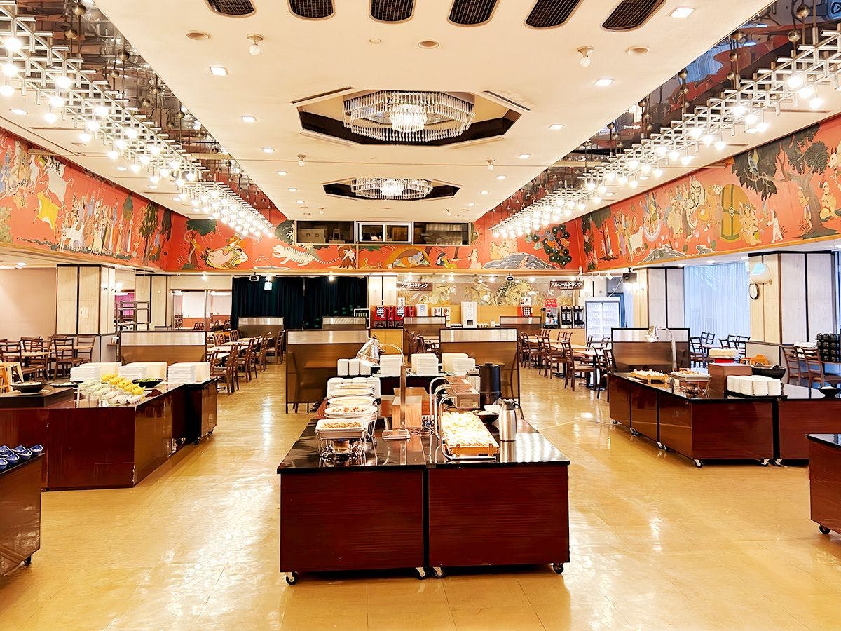 【อาหารเย็น】ตัวอย่างสถานที่บุฟเฟ่ต์