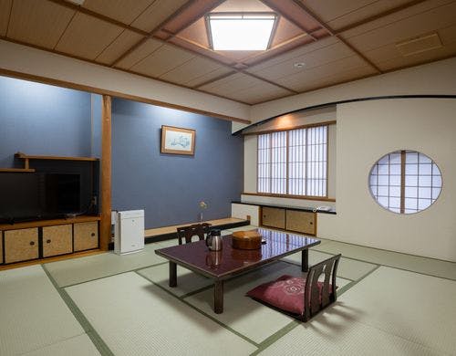 南館｜眺望側/モダン和室 (12帖)