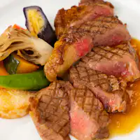 소고기 등심 스테이크 (이미지)