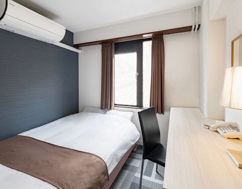 シャワーユニット・トイレ付きダブル