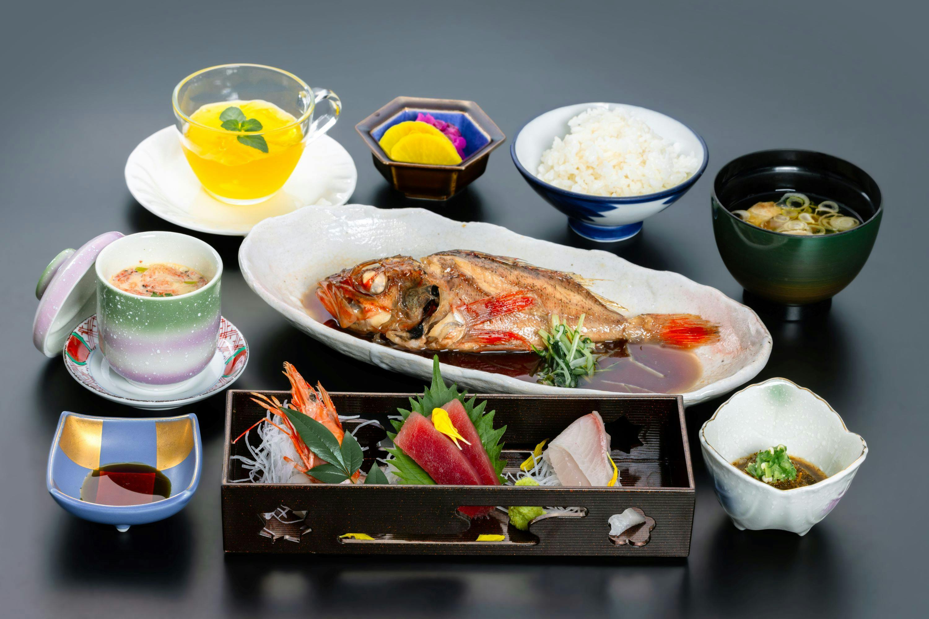 Wisterian Life Club Usami