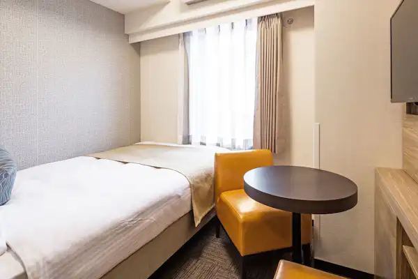 เตียงคู่ขนาดเล็กแบบประหยัด