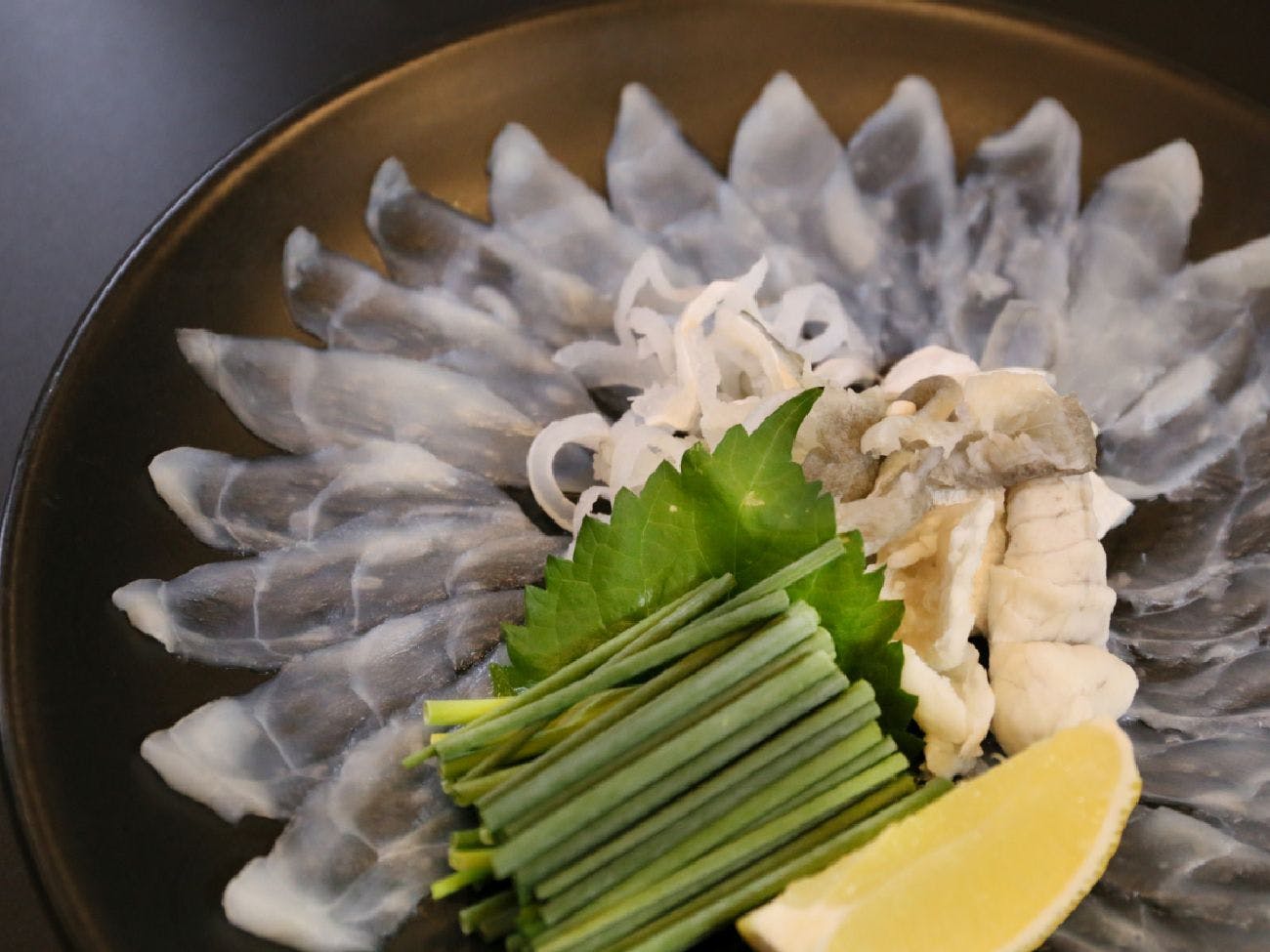 겨울 한정: 간편 복어 가이세키(복어 회)