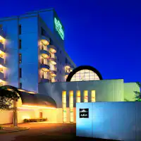 酒店外观【夜晚】