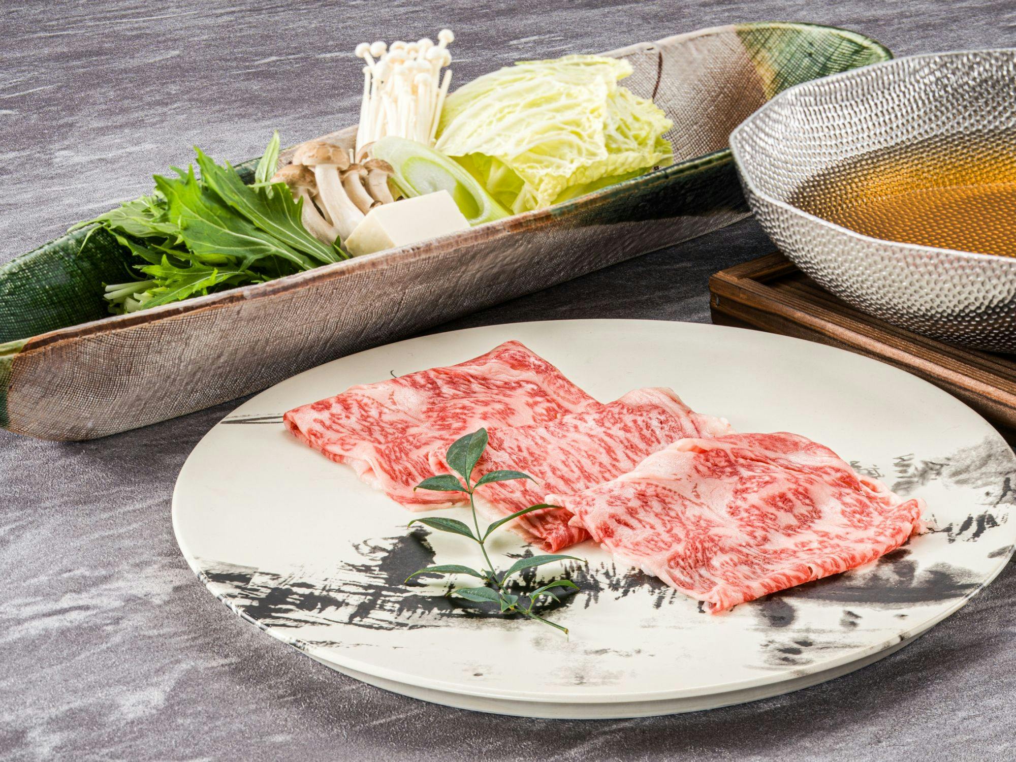 Shabu-shabu daging wagyu × bufet separuh hidangan kukus bakul buluh (seiro)