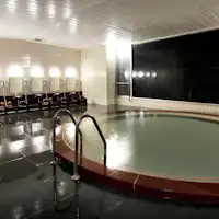 Mata air panas bilik mandi besar