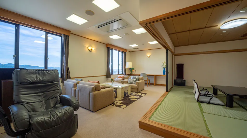 Suntopia Okayama Soja