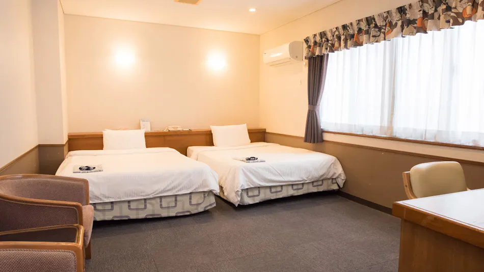 Crown Hotel Okinawa